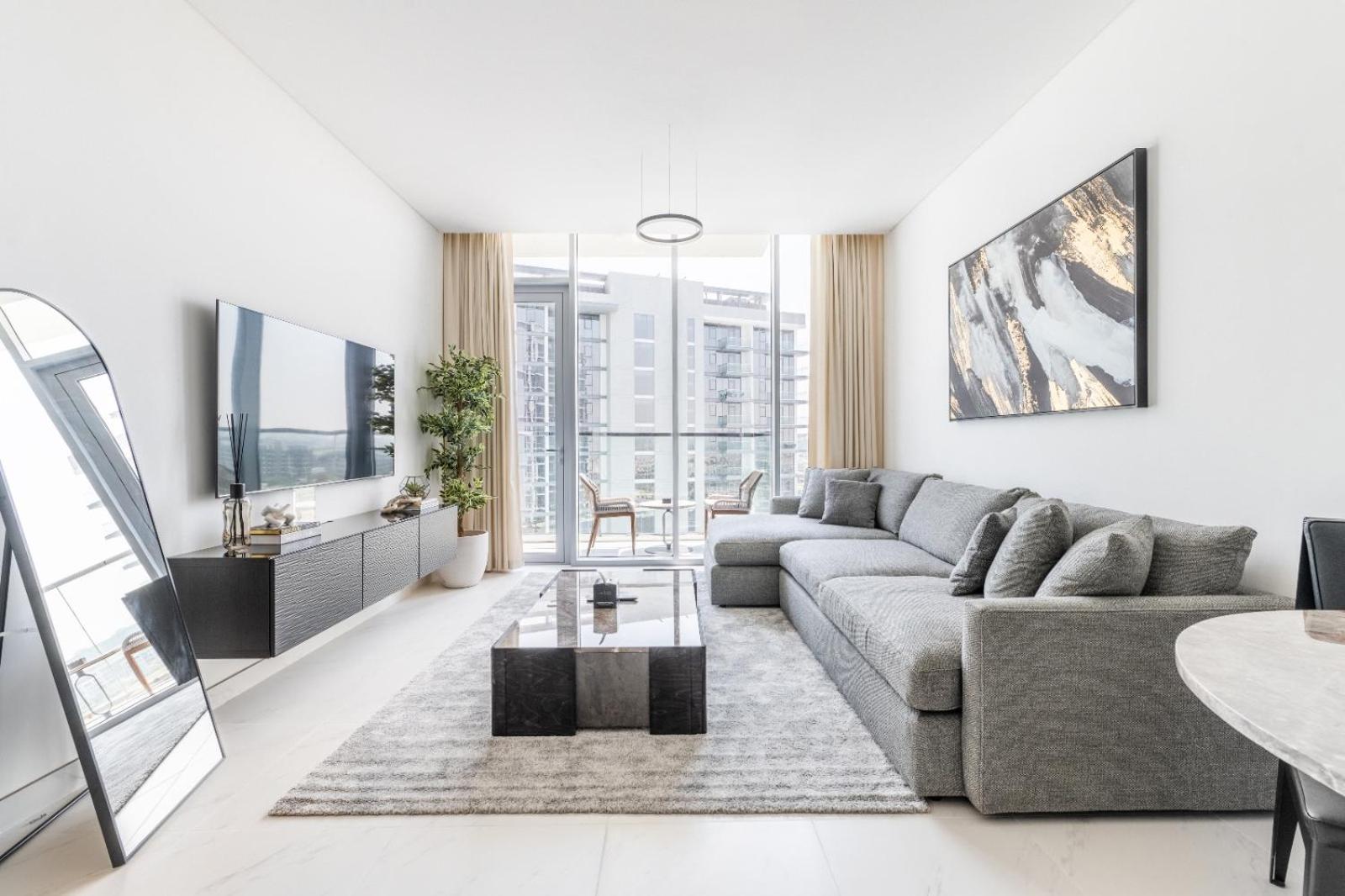 Modern 1br For 4 With Breathtaking Lagoon Views * Dubai