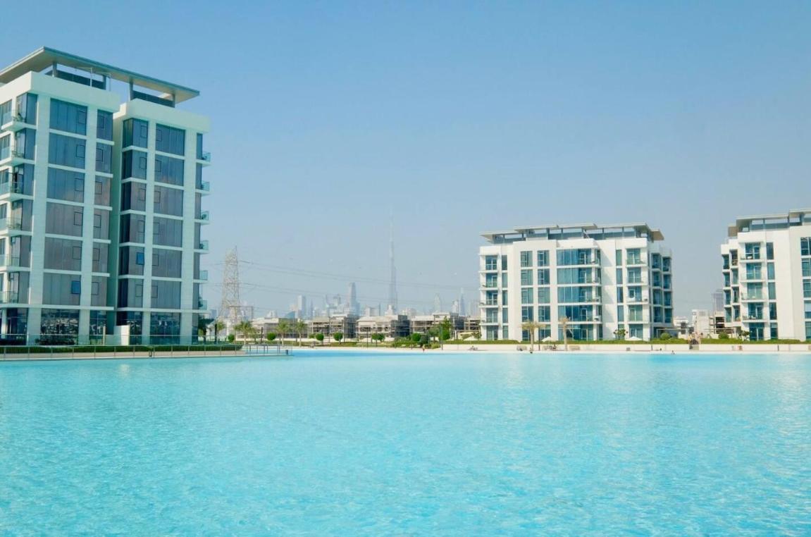 Modern 1br For 4 With Breathtaking Lagoon Views Dubai